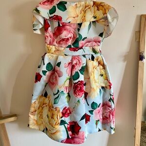 Beautiful dress (50’s look)